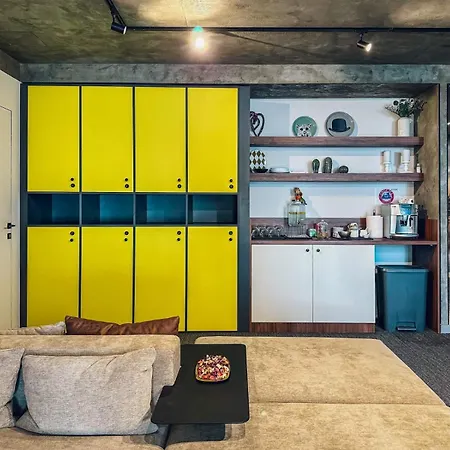 Circle Of 2 * Belgrado