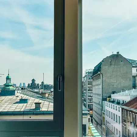 Apartment Circle Of 2 *