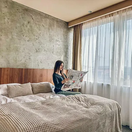 Circle Of 2 * Belgrade